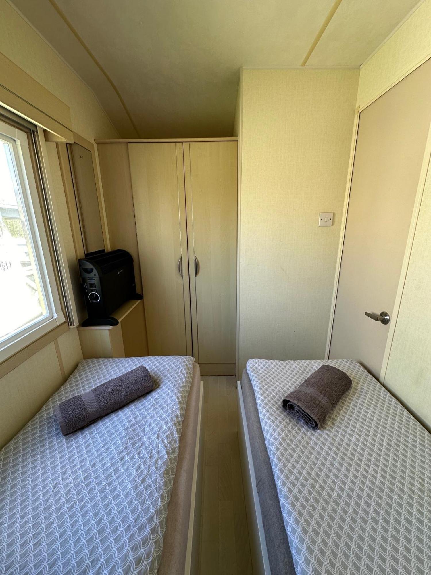 Mobilheimy Camp Vyrovice Otel Dış mekan fotoğraf