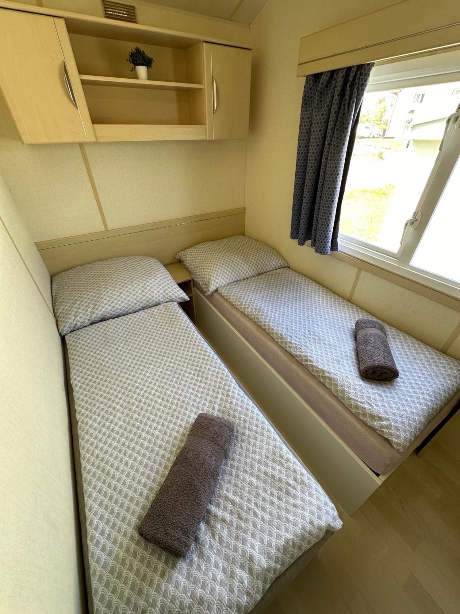Mobilheimy Camp Vyrovice Otel Dış mekan fotoğraf